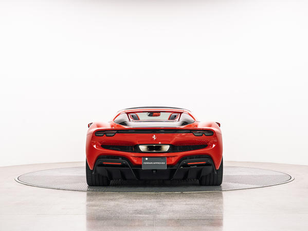 2015 FF for Sale in Shizuoka-shi Japan | Ferrari Approved