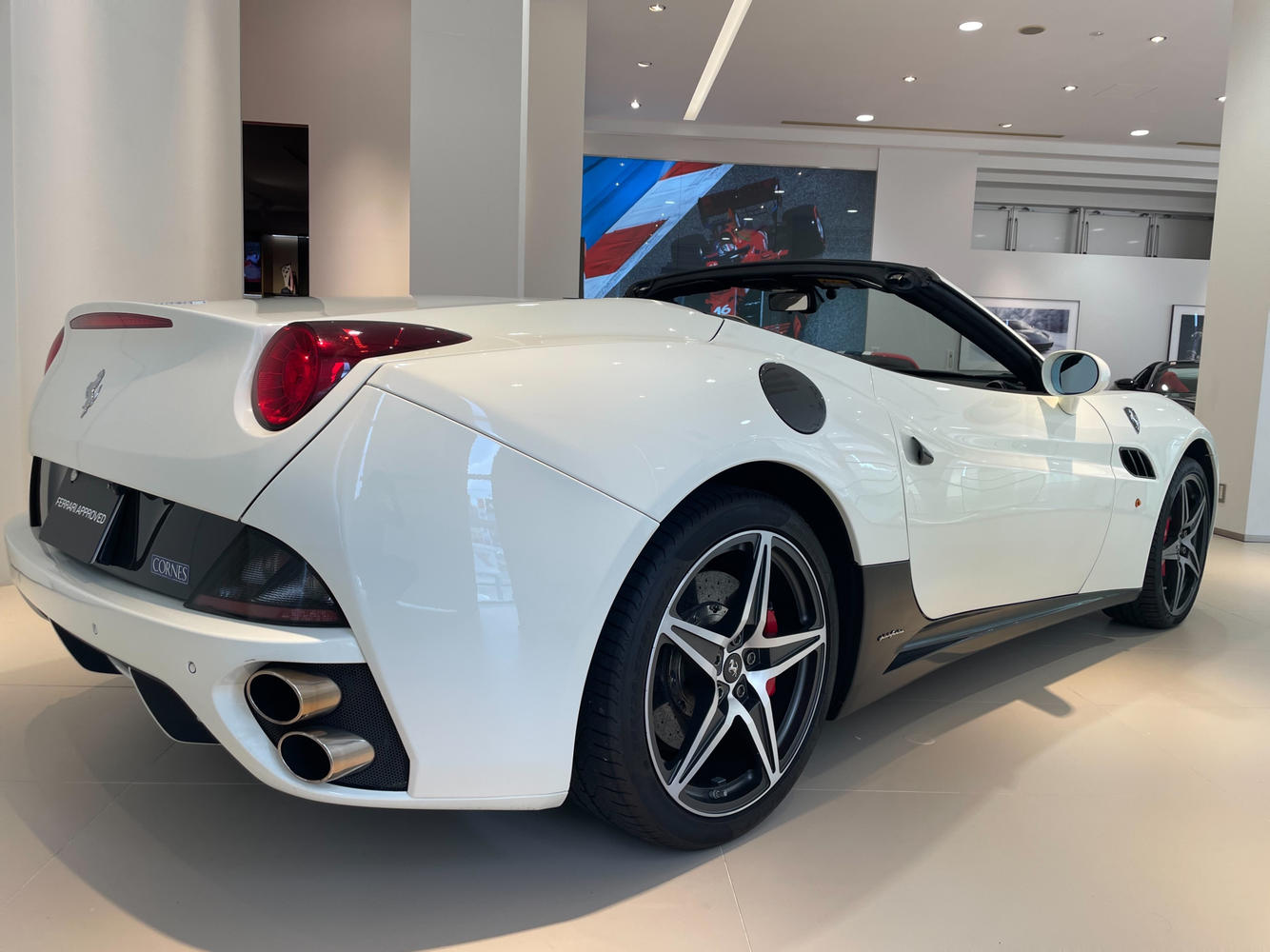 Ferrari California カタログ Ferrari California T - 04 May 2022 - Autogespot