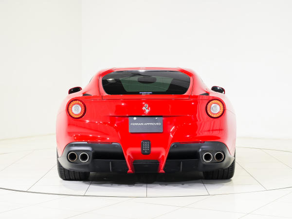 日本で販売中の最寄りのフェラーリ認定中古車 | Ferrari.com