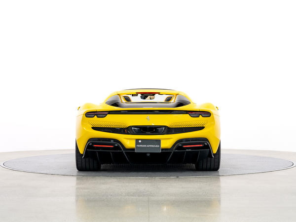 横浜市で販売中の最寄りのフェラーリ認定中古車 | Ferrari.com
