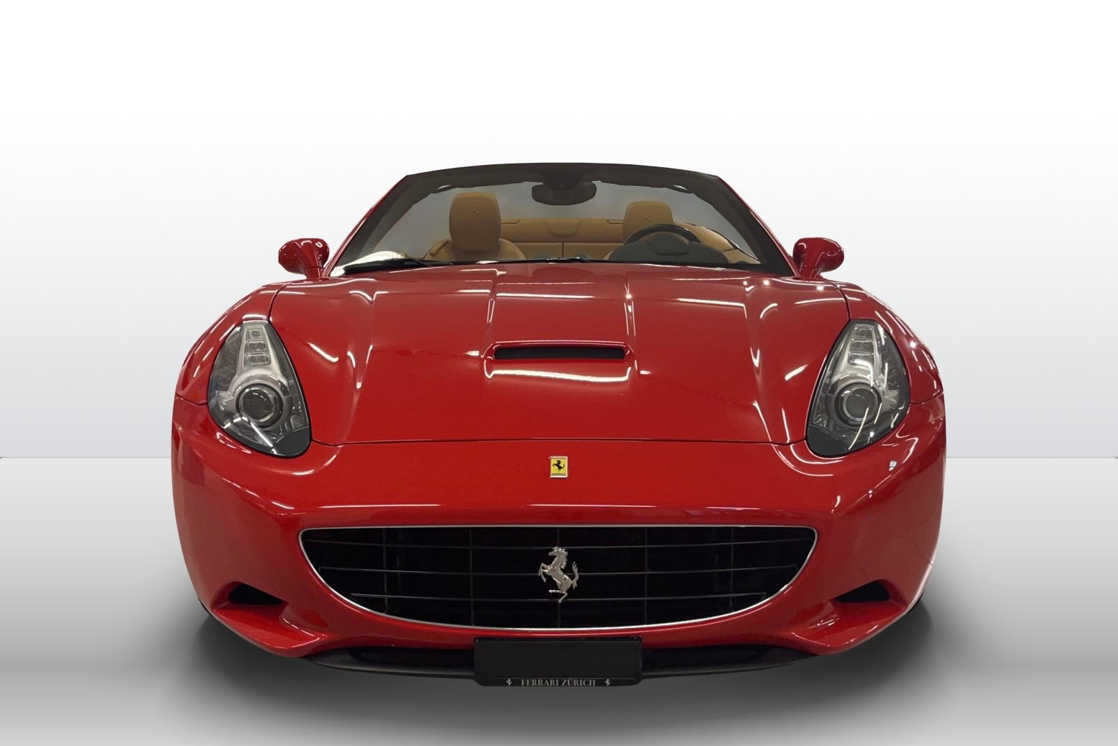 【未開封】Ferrari California T ZFF77XJAXF0208410 2015 Ferrari California T - Merlin Auto Group