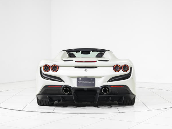 日本で販売中の最寄りのフェラーリ認定中古車 F8 Spider | Ferrari.com