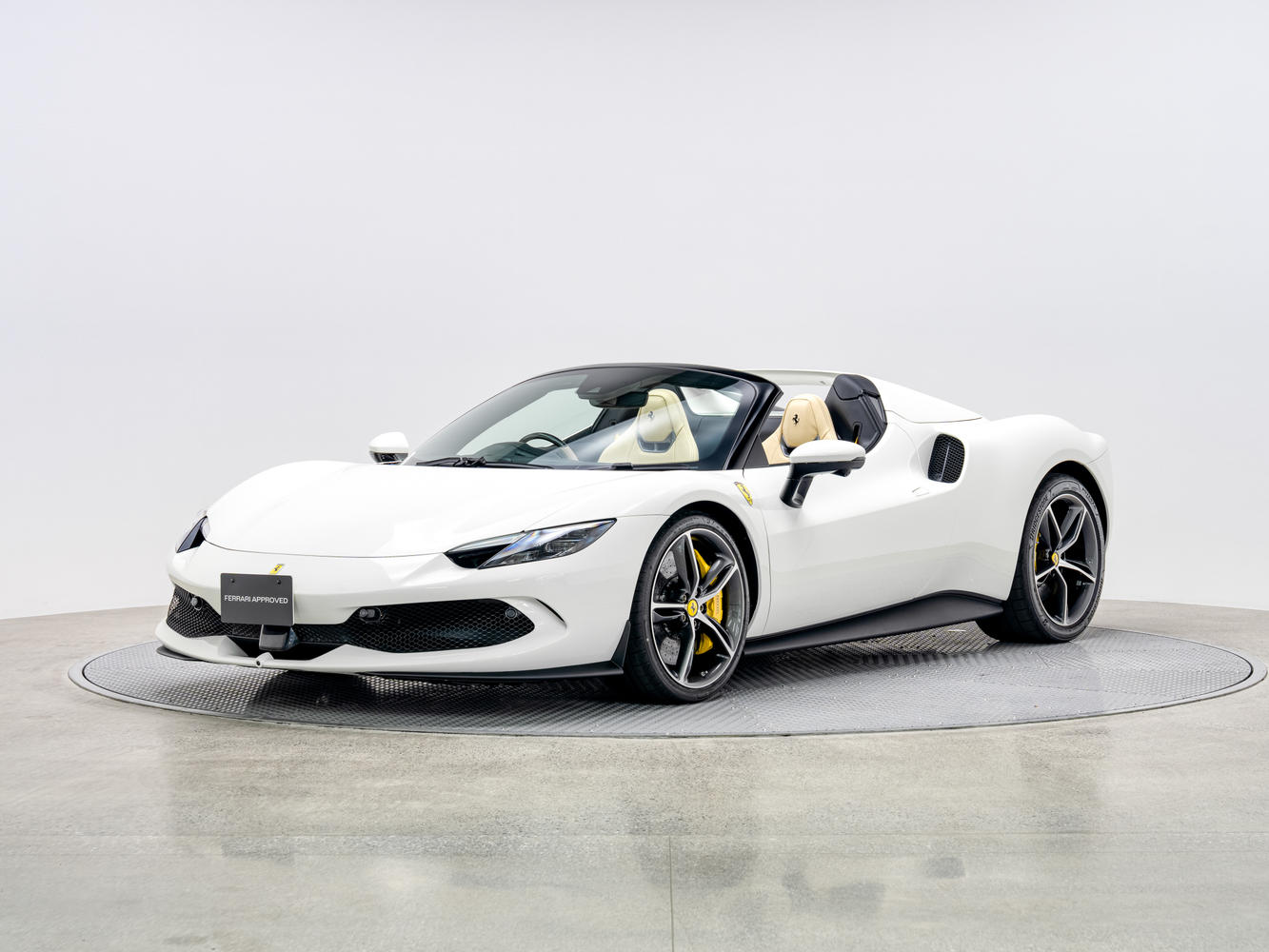 横浜市 日本における中古車296 GTS 2025販売についての詳細