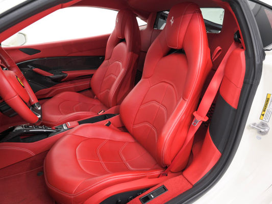 日本で販売中の最寄りのフェラーリ認定中古車 488 GTB | Ferrari.com