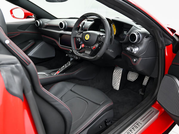 大阪市中央区で販売中の最寄りのフェラーリ認定中古車 | Ferrari.com