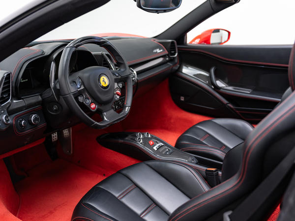 日本で販売中の最寄りのフェラーリ認定中古車 458 Spider | Ferrari.com