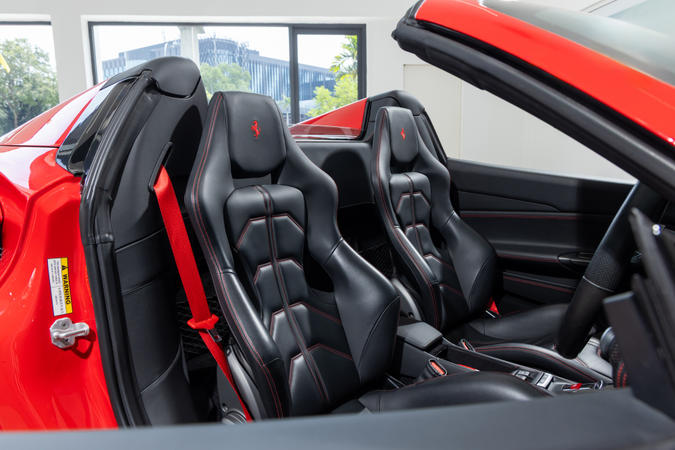 法拉利审核认证易手车458 Italia 在您附近的马来西亚出售| Ferrari.com