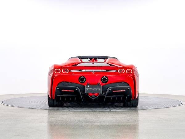 日本で販売中の最寄りのフェラーリ認定中古車 | Ferrari.com