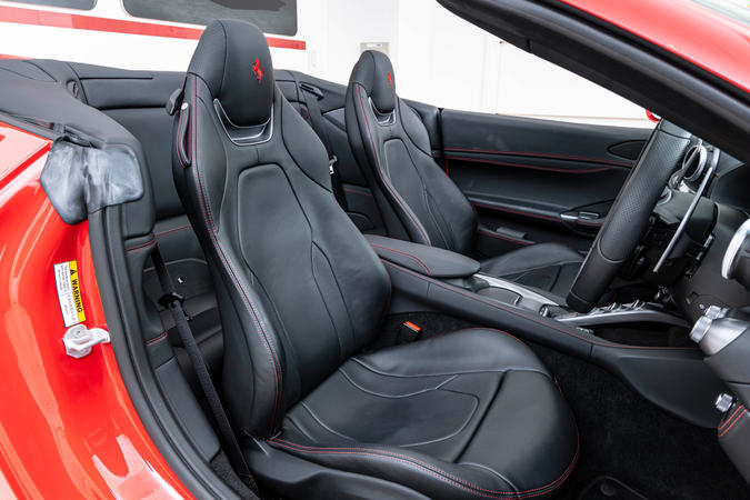 Minato-ku Tokyo で販売中のフェラーリ中古車 | 正規ディーラー Rosso