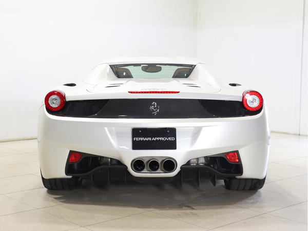 Ferrari 458 Spider • EFJ Co., LTD