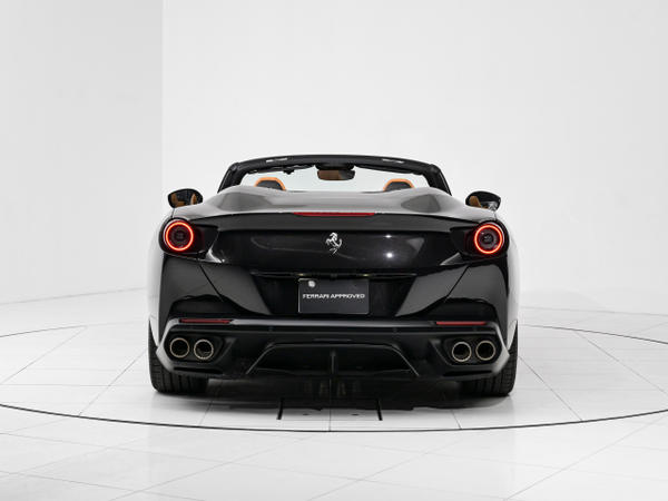日本で販売中の最寄りのフェラーリ認定中古車 Ferrari Portofino