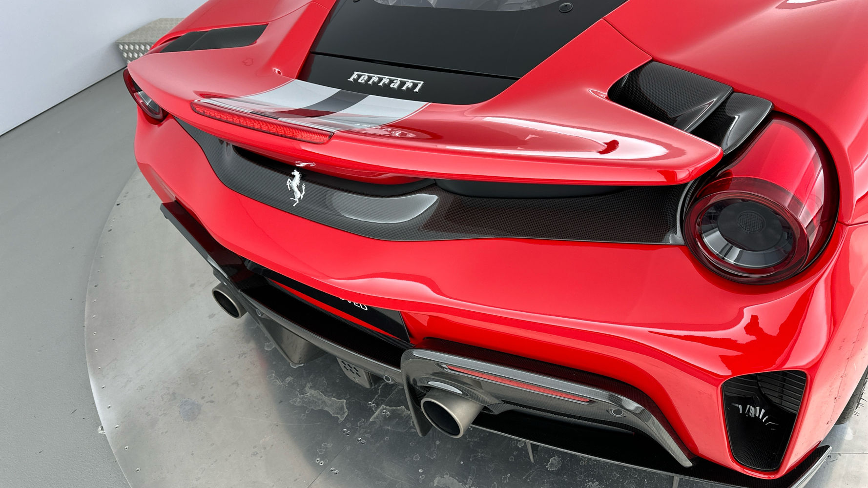 Hatfieldにおける中古車488 Pista 2020販売についての詳細 | Ferrari Approved