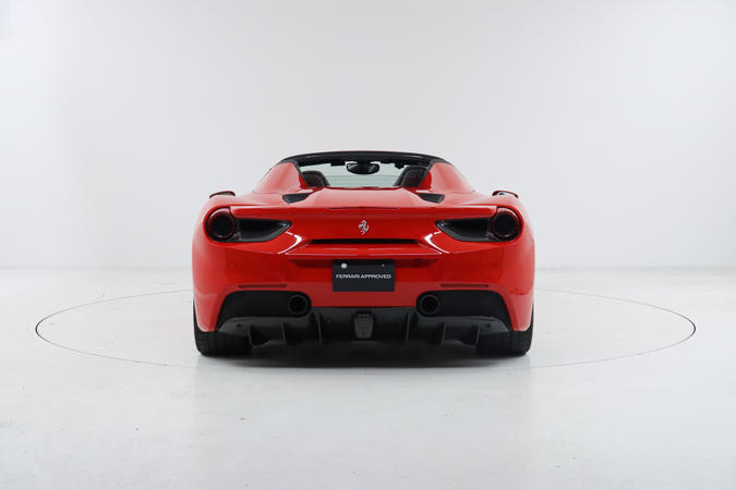 日本で販売中の最寄りのフェラーリ認定中古車 488 Spider | Ferrari.com