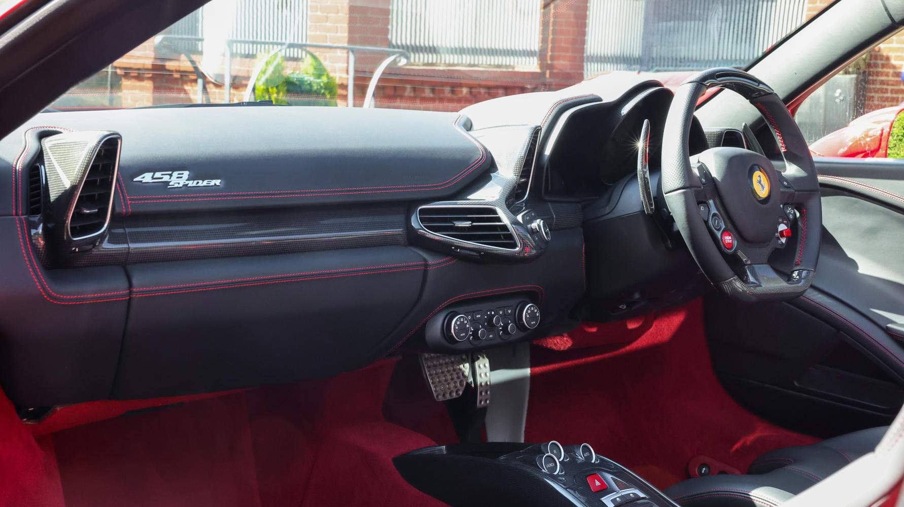 Ferrari 458 Spider オーナー限定 ボストン レザー 非売品 Ferrari 458 Spider オーナー限定 ボストン レザー 非売品 専用出品
