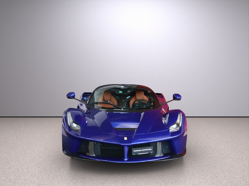 Plan-les-Ouatesにおける中古車LaFerrari 2016販売についての