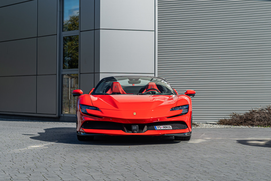 Used SF90 Spider 2022 for sale in Katowice Ferrari Approved