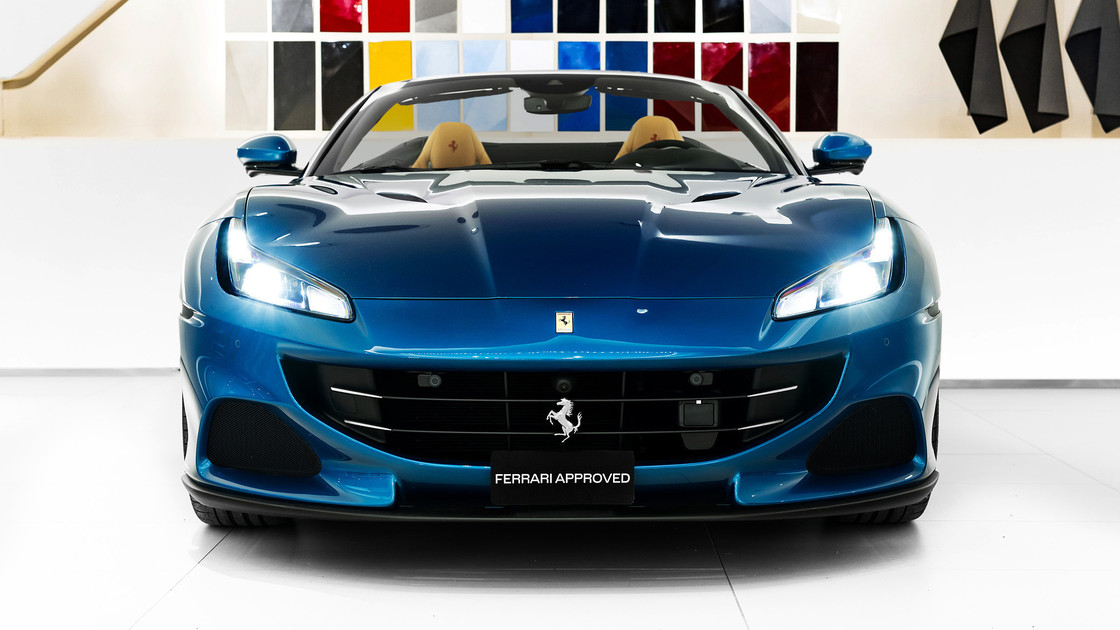 購入者限定非売品】Ferrari 近く カタログportofino ポルトフィーノ