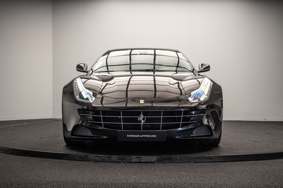 2015 FF for Sale in Paris Ferrari Approved