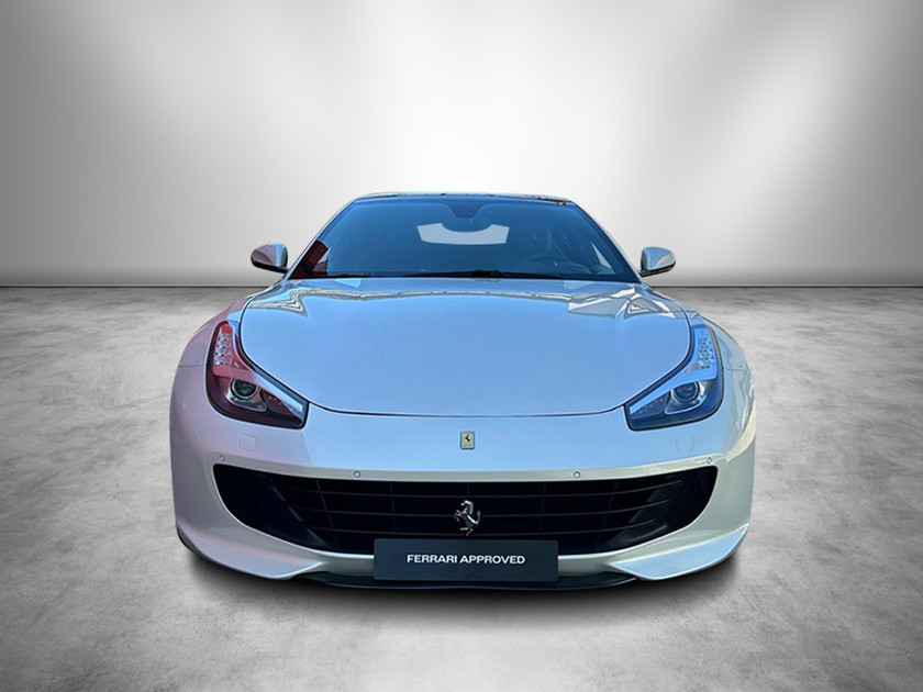 2016 GTC4Lusso for Sale in Radebeul | Ferrari Approved