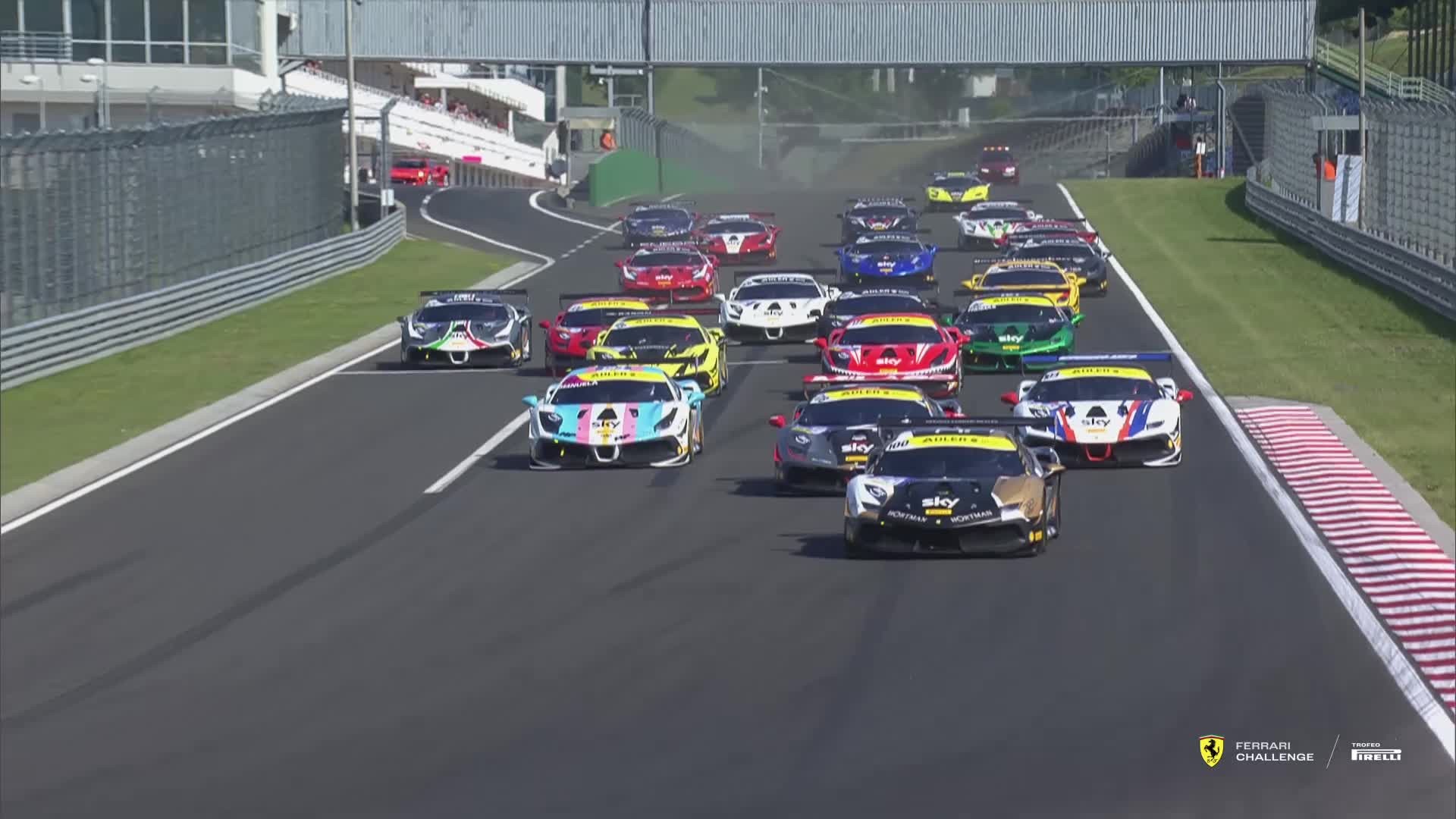 Victories For Pin And Ziemian In Race 1 At Budapest
