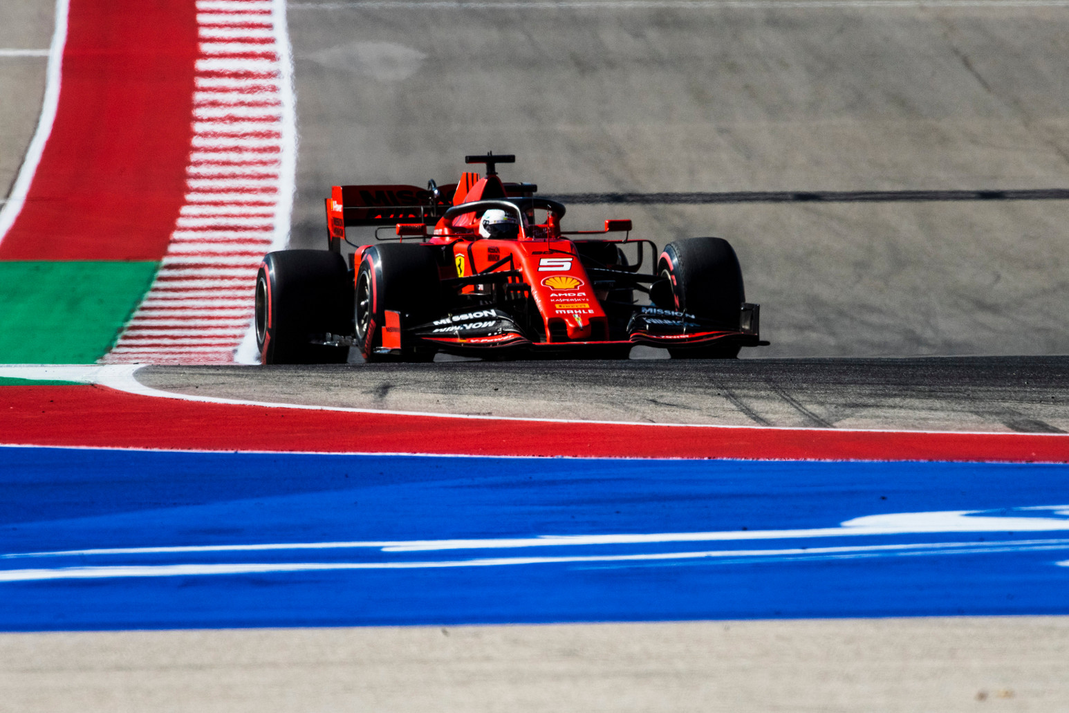 02_scuderia-ferrari-usa-gp-2019-friday