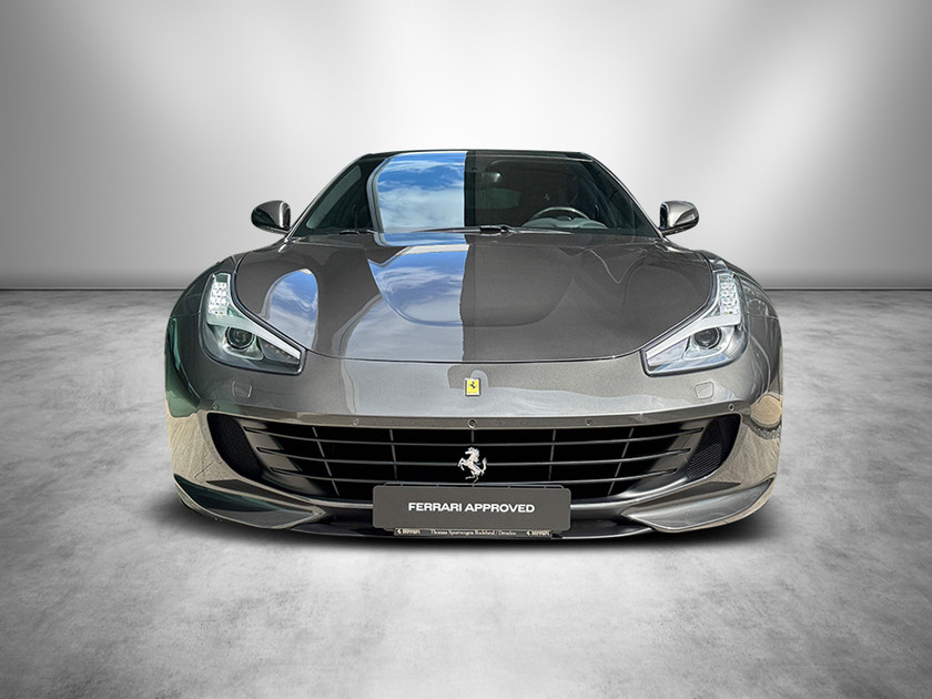 2017 GTC4Lusso for Sale in Radebeul | Ferrari Approved