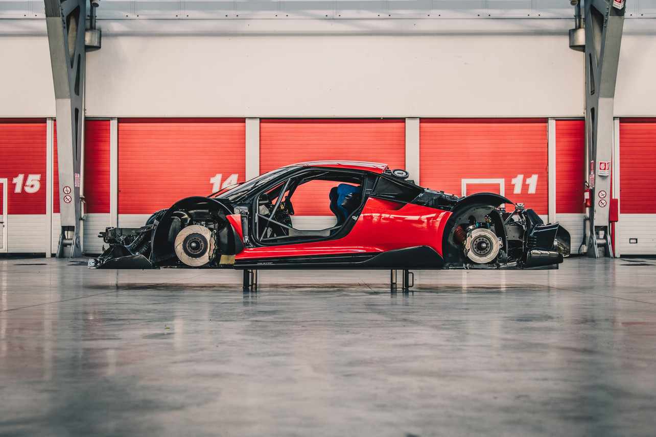 Ferrari_P80_C_shake_down_01