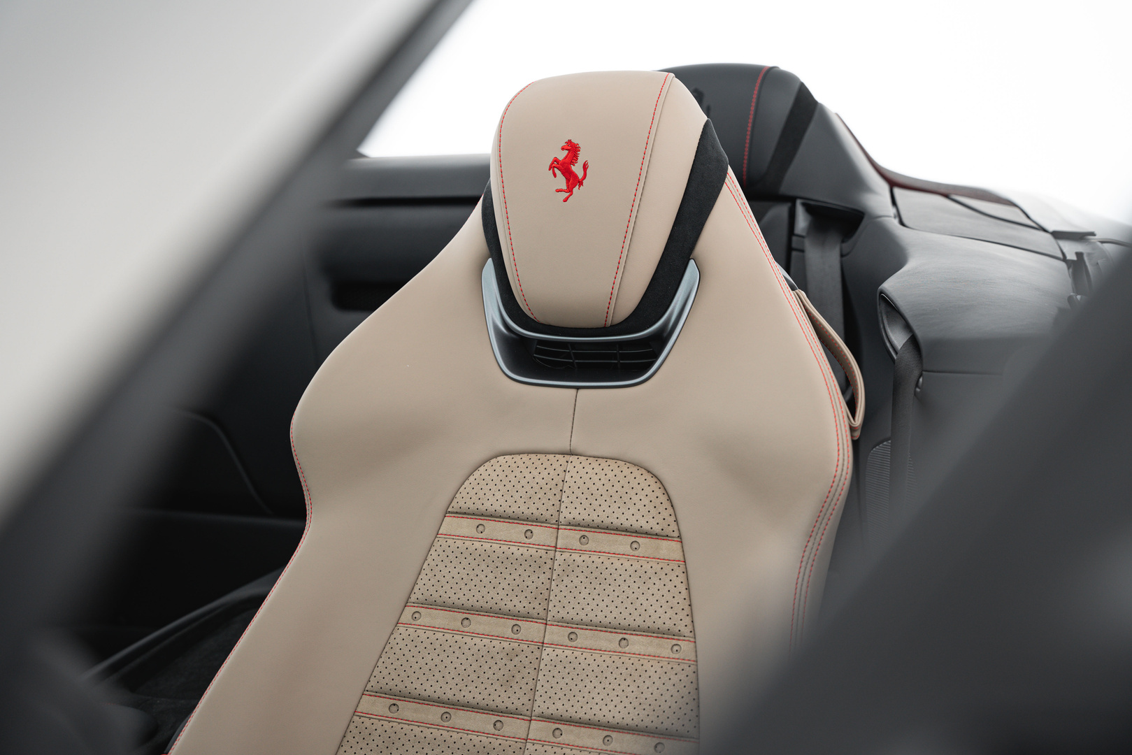 Ferrari Roma Spider - 2025 - Joinsteer - #37