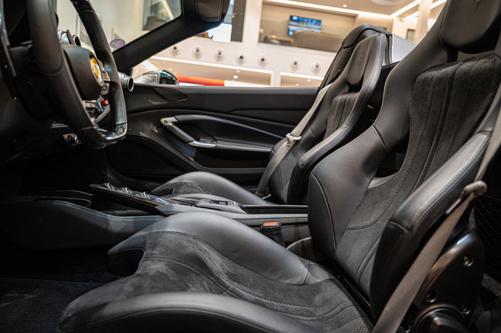 Ferrari F8 Spider -  - Joinsteer - #5