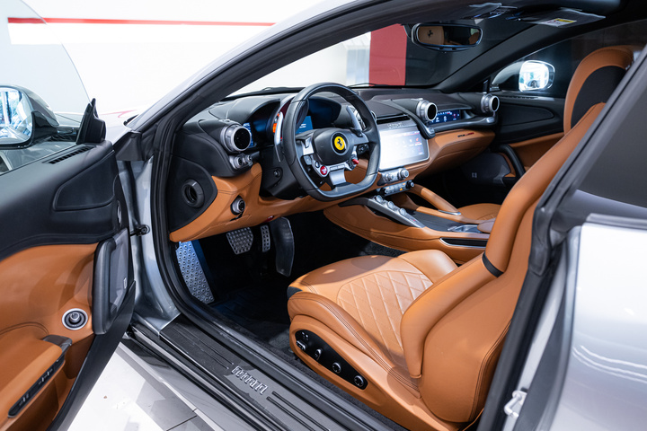 Ferrari GTC4Lusso -  - Joinsteer - #4