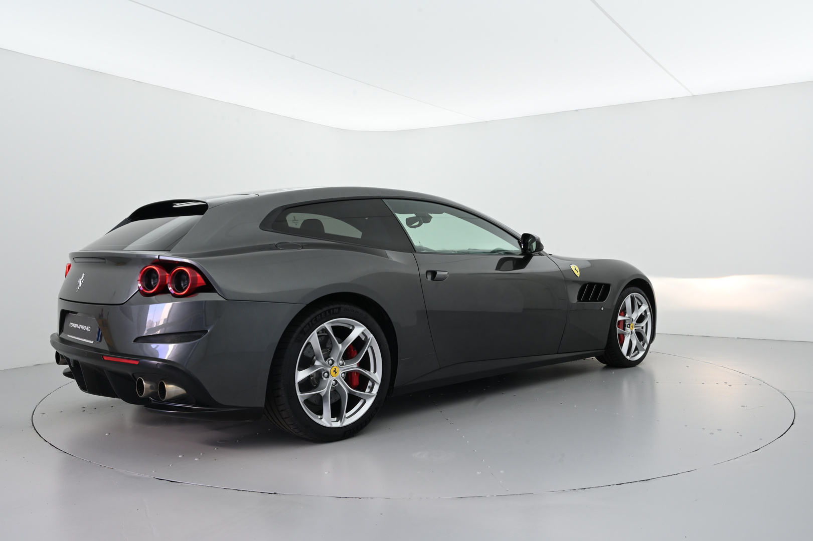 Ferrari GTC4Lusso T - 2017 - Joinsteer - #3