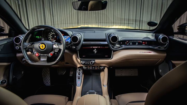 Ferrari GTC4Lusso -  - Joinsteer - #4