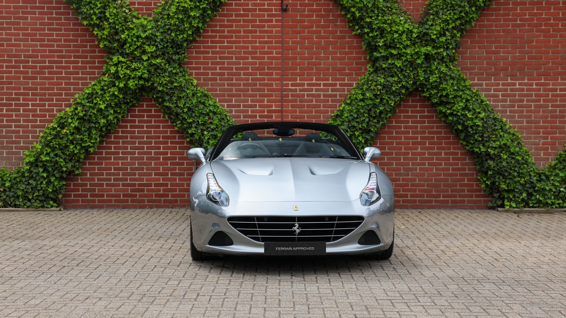 2017 Ferrari California T