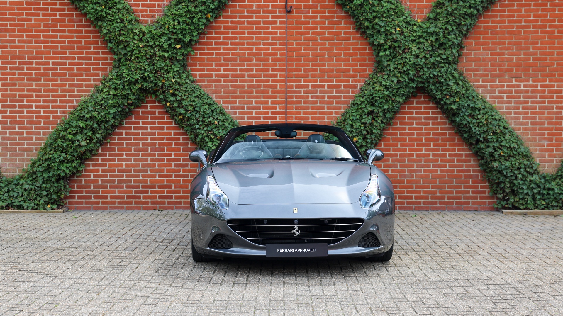2015 Ferrari California T
