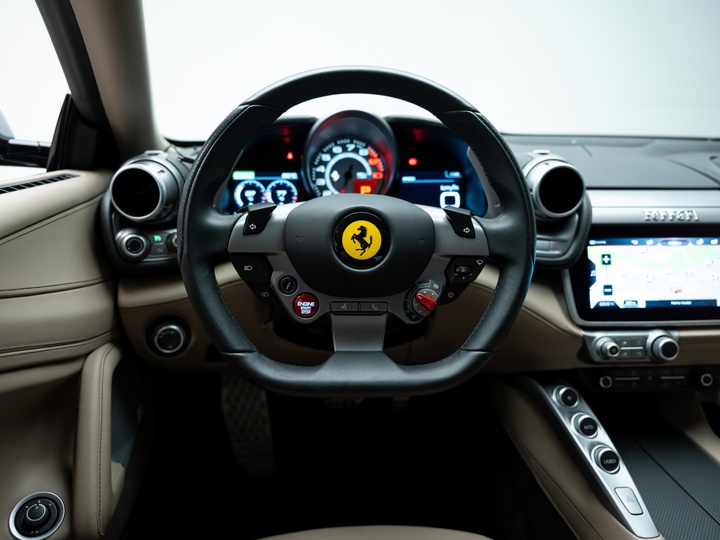 Ferrari GTC4Lusso -  - Joinsteer - #4