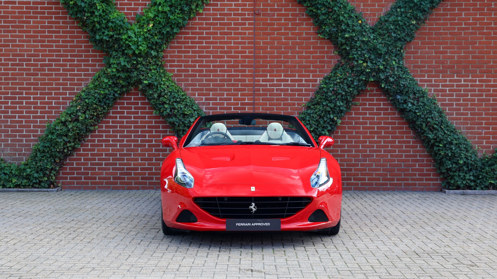 2017 Ferrari California T