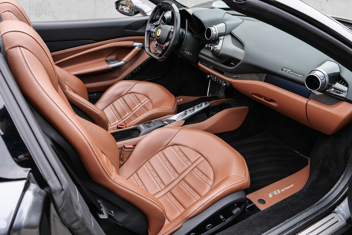 Ferrari F8 Spider -  - Joinsteer - #4