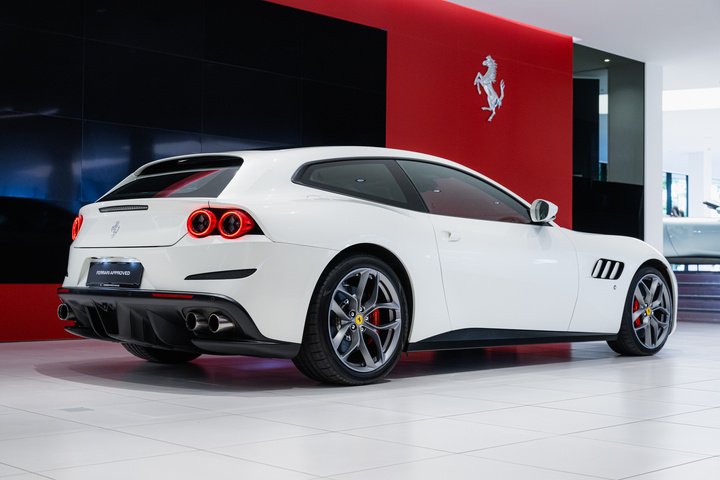 Ferrari GTC4Lusso T -  - Joinsteer - #2