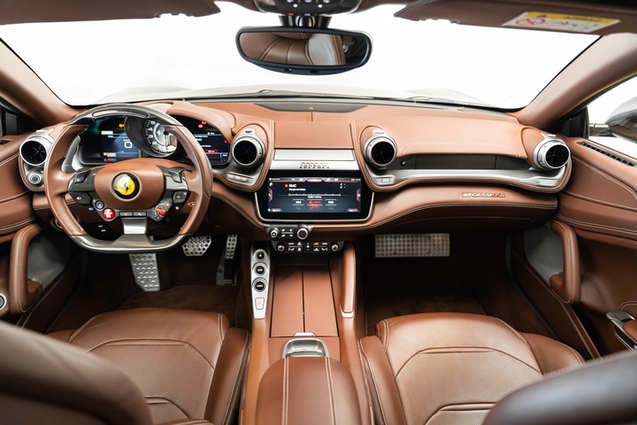 Ferrari GTC4Lusso -  - Joinsteer - #4