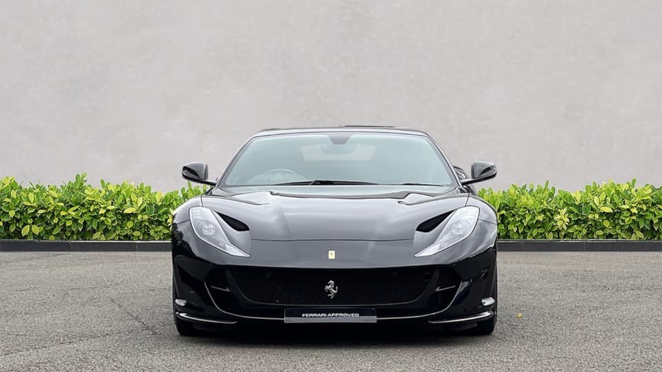 2019 Ferrari 812 Superfast