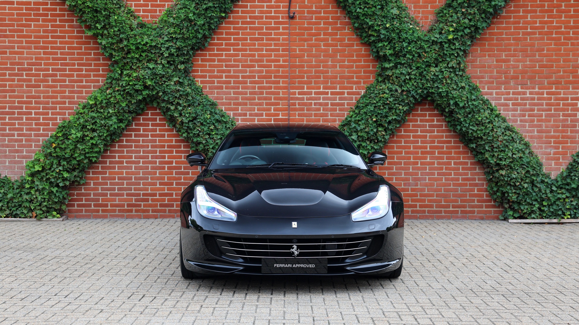2019 Ferrari GTC4Lusso T