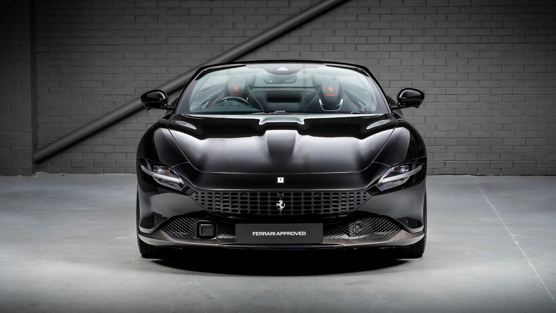 2025 Ferrari Roma Spider