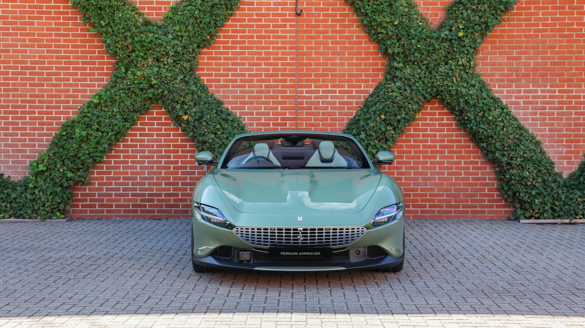 2024 Ferrari Roma Spider